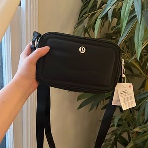 Black lululemon cross body bag